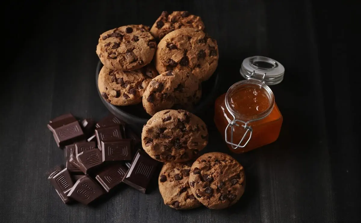 Who Invented Chocolate Chip Cookies? The Toll House Story