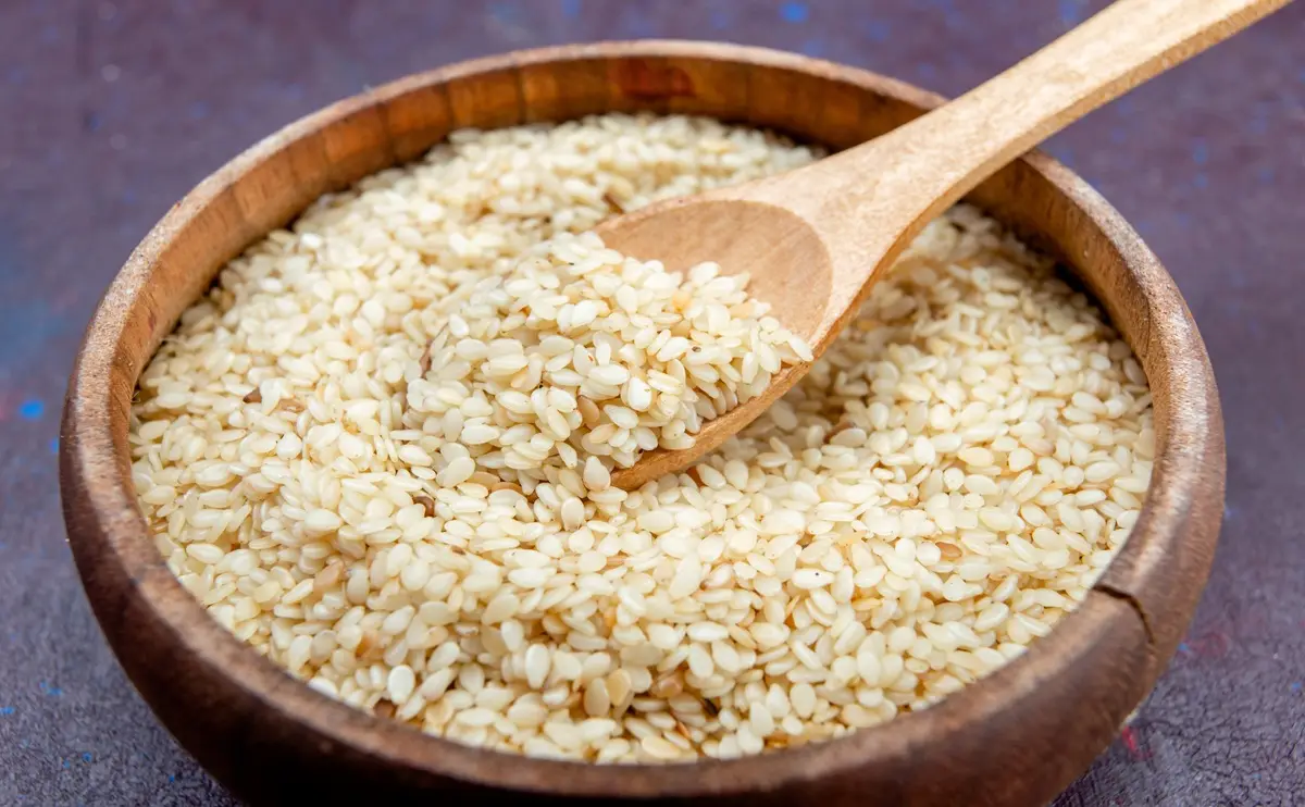 Sesame seeds rich in nutrients and antioxidants for health and diet